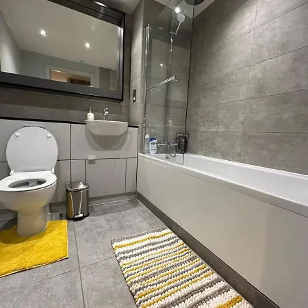 1 Bedroom In Luxury In Leeds